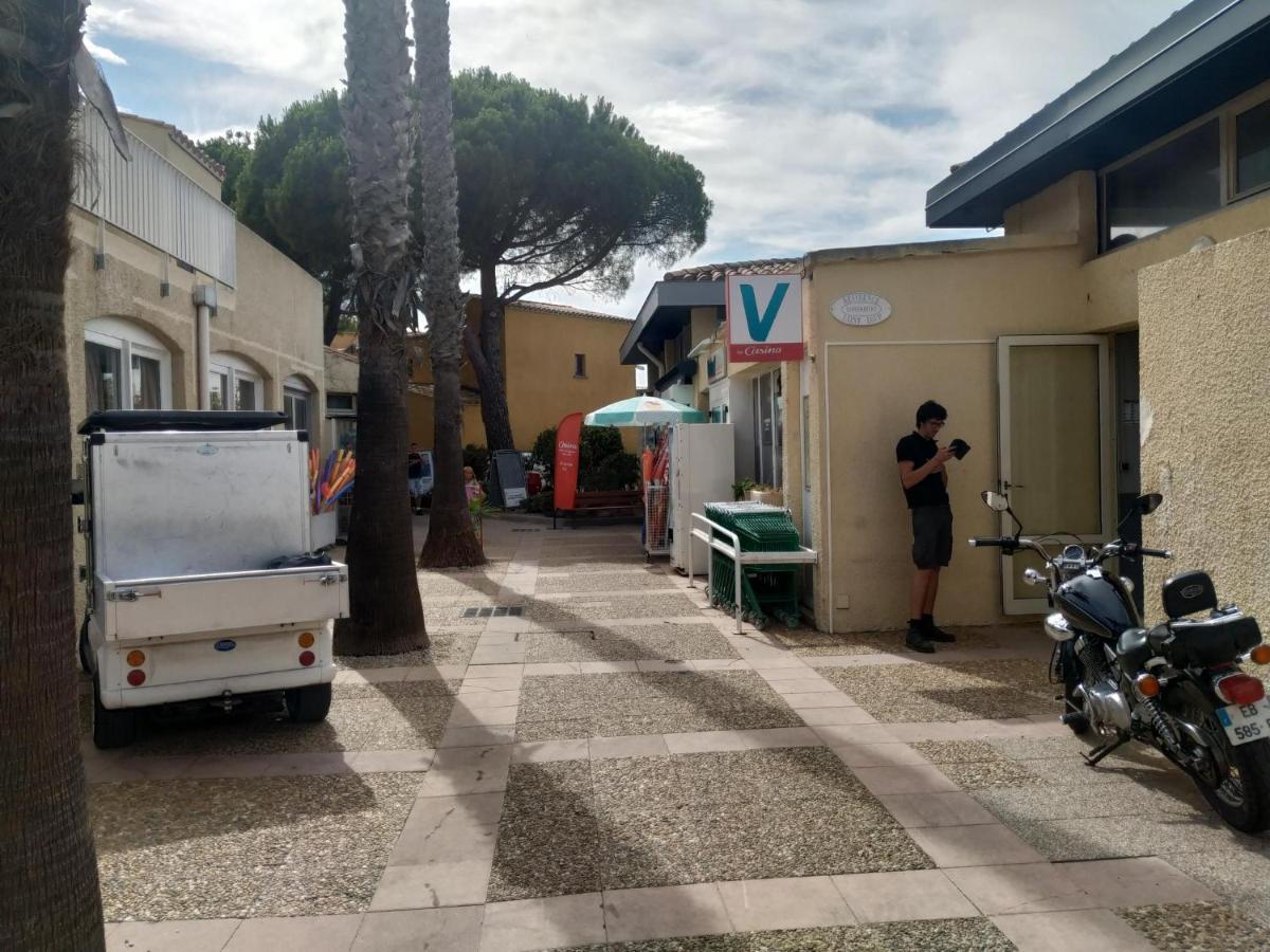 Studio Climatise Box 5 G Residence Odalys Saint Loup, Piscine ,Parking Prive Et Superette 25 アグド エクステリア 写真